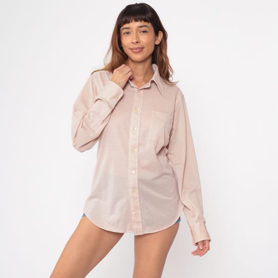 70s Tan Button Up Shirt Vintage i magnin Blush Beige Long Sleeve Pointed Collar Minimalist Oversized Neutral Office Classic Medium M