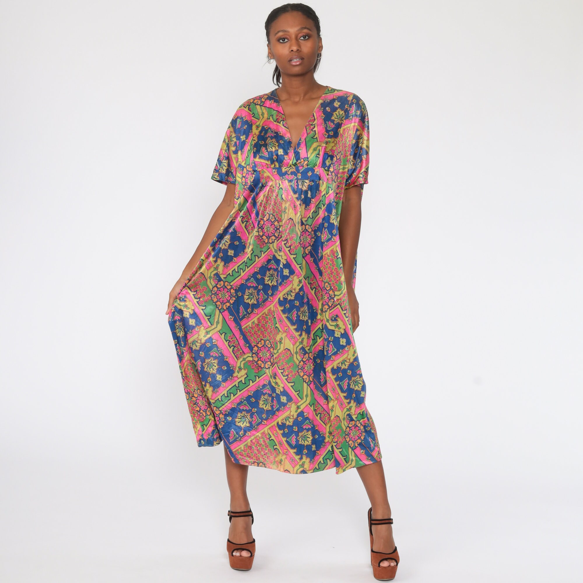 Hippie Midi Dress Psychedelic Caftan 70s Short Sleeve Boho Neon Kaftan ...