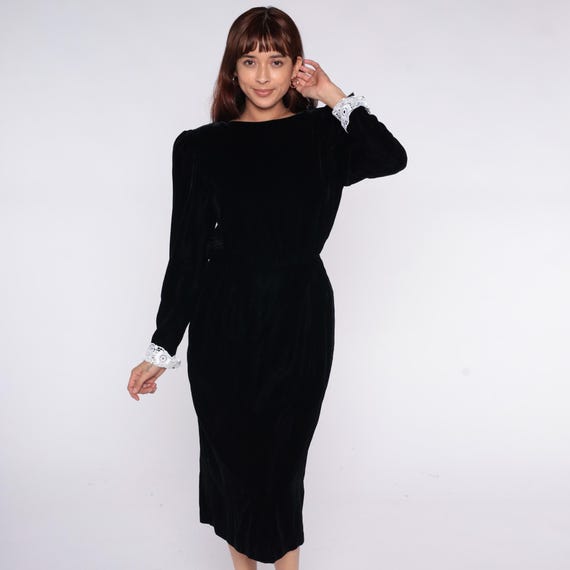 Black Velvet Gothic Dress 90s White Lace Cuffs Tie Waist Belt Dark Academia Vintage Office Work Professional Formal Evening Party Medium M