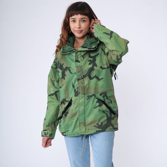 Hooded Camouflage Jacket 80s Army Windbreaker Jacket Military Camo HOOD Commando Cargo Olive Drab Green Hoodie 1980s Vintage Small S