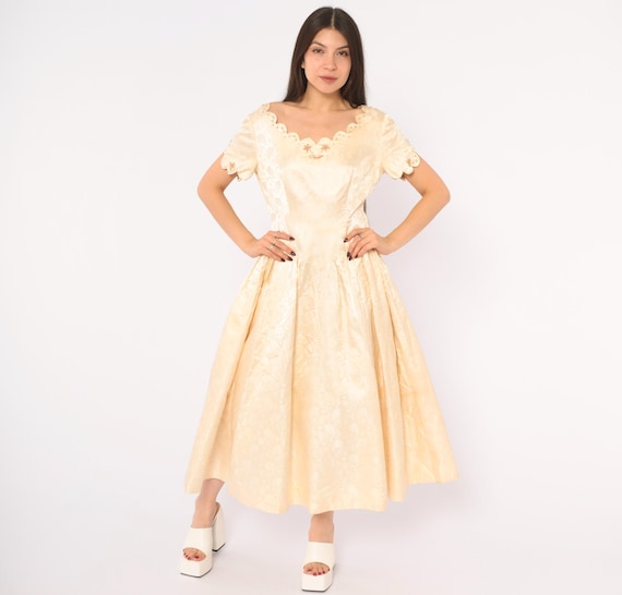 50s Cream Paisley Jacquard Dress Beaded Short Sleeve Drop Waist Full Skirt Beige Sweetheart Bridal Party Pin Up Fit Flare Vintage Medium M