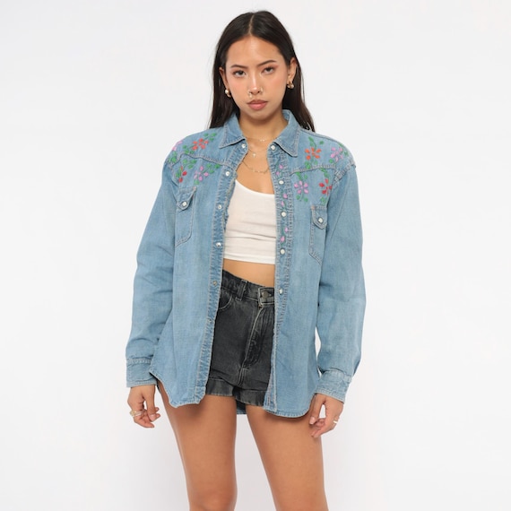 Embroidered Denim Shirt 70s Western Floral Pearl Snap Button Front Cotton Blue Jean Blouse Flower Power Cowgirl Country Top Medium M
