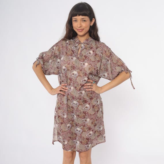 70s Floral Dress Mauve Pink Brown Tan Prairie Knee Length Tie Neck Short Sleeve Earth Tone Shift Vintage Hippie Boho Psychedelic Large L