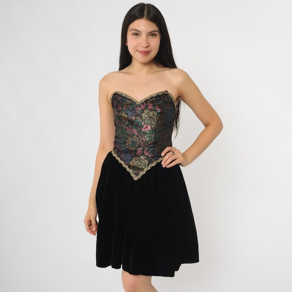 Gothic Mini Dress 80s Black Renaissance Brocade Bodice Gold Trim Sweetheart Neckline Medieval Party Prom Cocktail Corset Elegant Small S 3/4