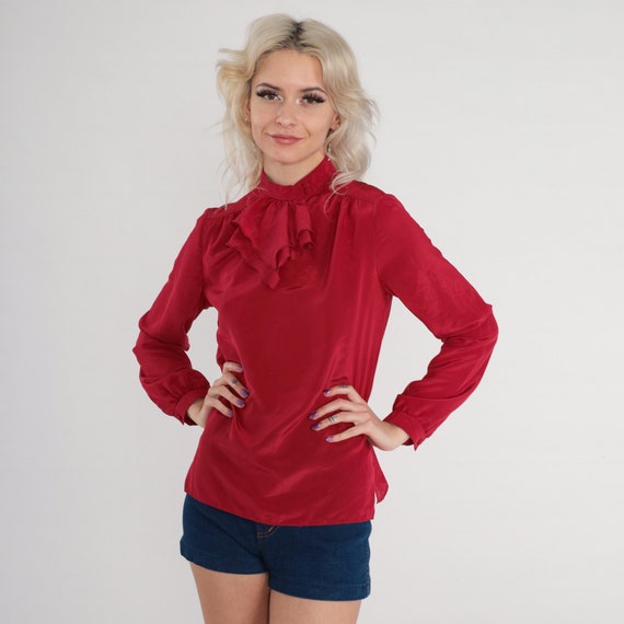 Red Ruffle Blouse 70s 80s Jabot Collar Shirt High Neck Top Retro Long sleeve Bohemian Preppy Secretary Simple Chic Vintage 1970s Small S
