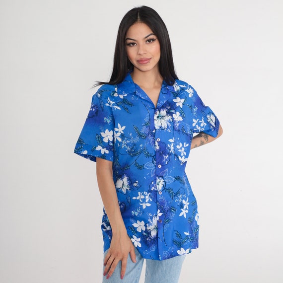 70s Hawaiian Shirt Blue Tropical Floral Button Up Shirt Flower Leaf Print Retro Surfer Vacation Short Sleeve Top Vintage 1970s Mens Medium M