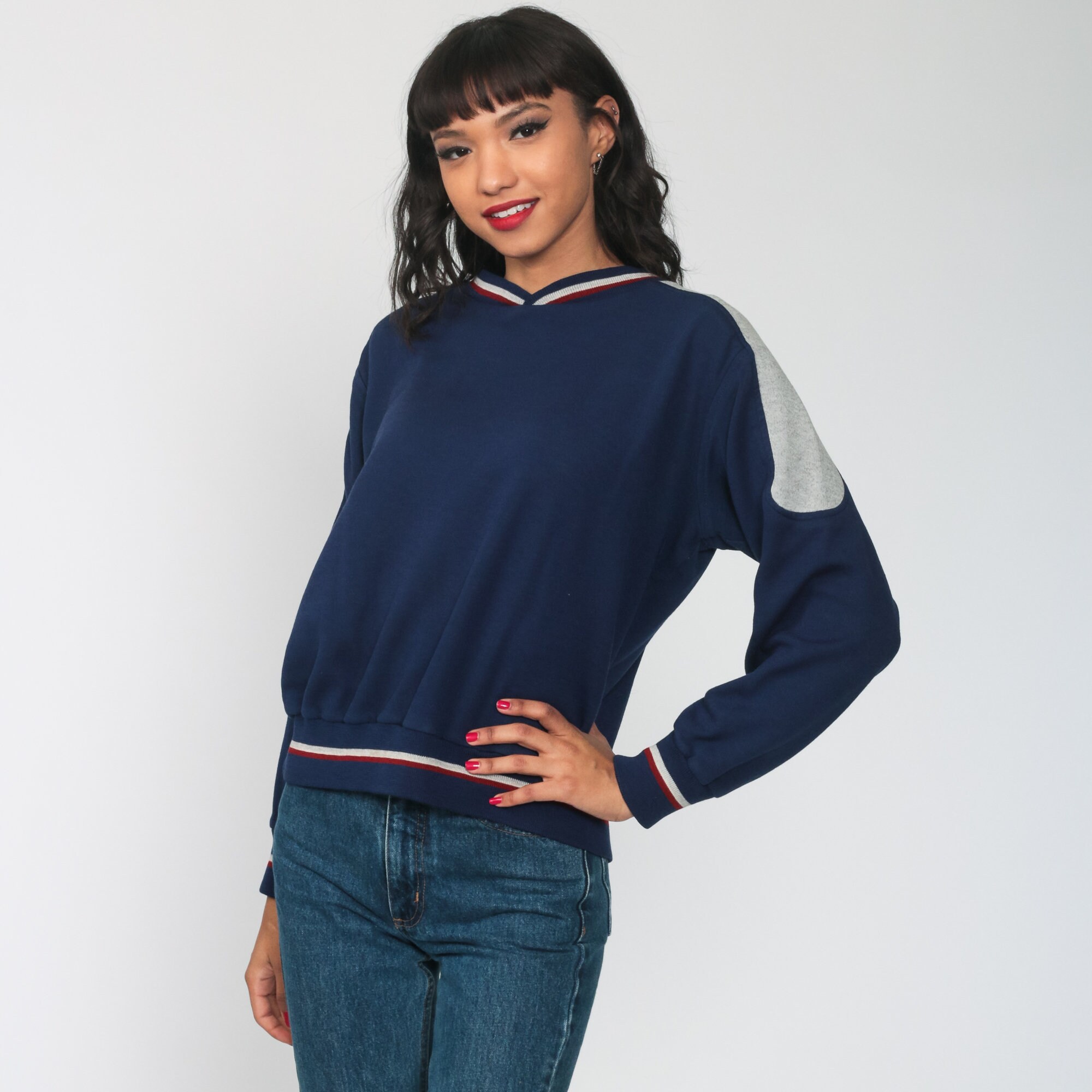 blue v neck sweatshirt