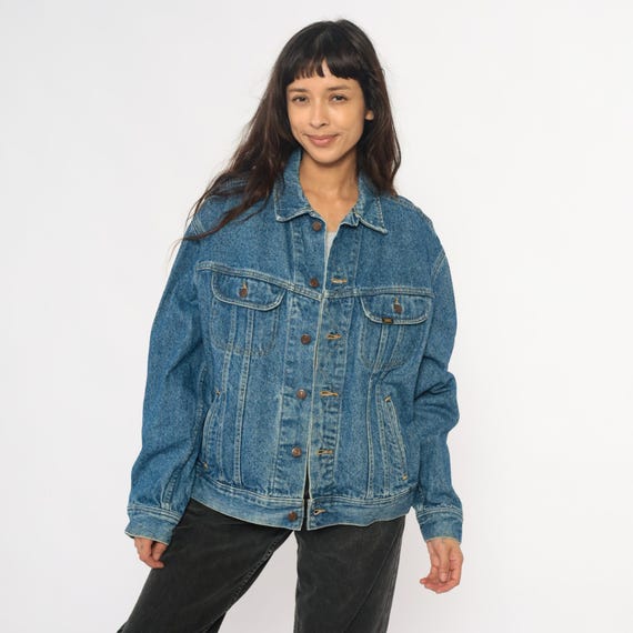 Lee Denim Jacket 90s Blue Jean Medium Wash Chest Pockets Collar Long Sleeve Classic Vintage Trucker Style Casual Grunge Alternative Medium M