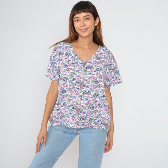 Floral Henley Shirt 90s Short Sleeve Top White Flower Rose Print Tee Half Button up T-shirt Boho Pink Purple Green Vintage 1990s Large L