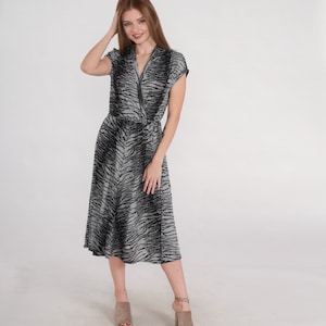 Animal Print Dress 70s Midi Dress Grey Black Tiger Print Faux Wrap Dress Cap Sleeve V Neck High Waisted Secretary Vintage 1970s Small Medium