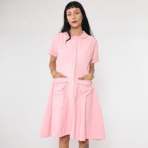 60s Pink Corduroy Dress Vintage Peter Pan Collar Pocket Dress A-Line Shift Front Zip Mini Twiggy 1960s Short Sleeve Day Dress Medium 8