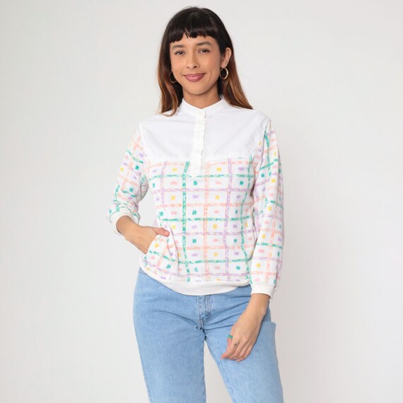 Vintage 80s Pastel Grid Print Sweatshirt Pullover Shirt White Mandarin Collar Sweatshirt Cotton Blend 1980s Checkered Top Extra Small xs
