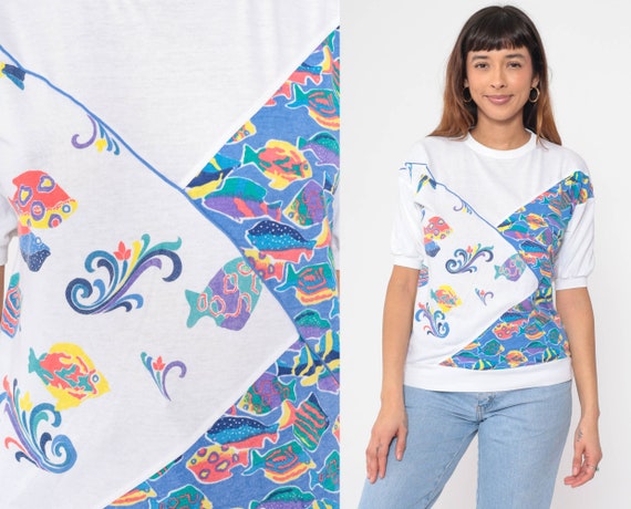 Tropical Fish Shirt 80s Slouchy Top Graphic T Shirt Vintage Under The Sea Slouch 1980s Color Block Blue White Crewneck Small S