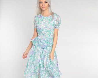 Floral Peplum Dress 80s Puff Sleeve Midi Dress White Purple Green Flower Print Flowy High Waist Garden Party Knee Length Vintage 1980s Small