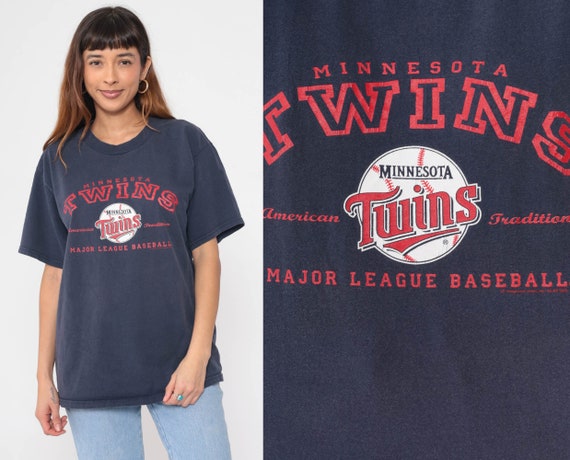 Y2K Minnesota Twins Shirt 2002 Baseball Tshirt Mlb Shirt 00s Retro Sports Crewneck T Shirt Vintage Faded Navy Blue Athletic Large L