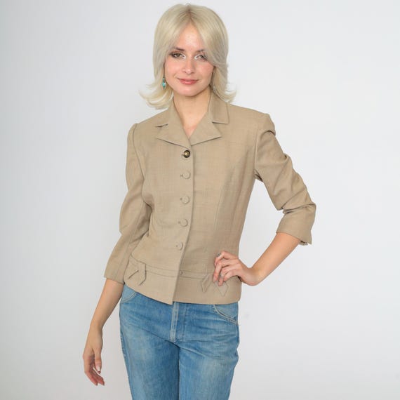 Vintage 1950s Tan Wool Blend Fitted Blazer Jacket Cropped Nipped Waist 3/4 Sleeve Button Up Tailored Bows 1950s Mid Century Extra Small xs