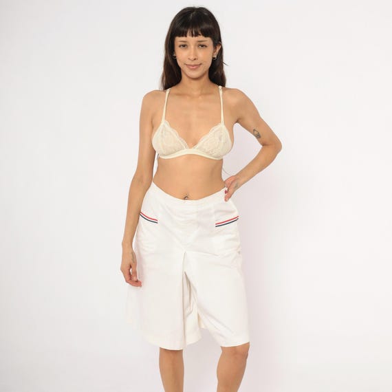 White Pleated Culottes Red Navy Stripe Trim Pocket Wide Leg Shorts Cotton Preppy Collegiate Tennis Sport Vintage Cream Summer Beach Medium M