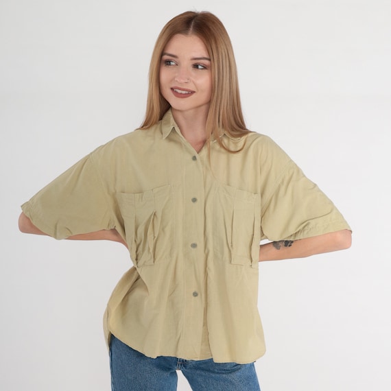 Green Blouse 90s Button Up Shirt Retro Plain Simple Short Sleeve Cotton Top Chest Pocket Preppy Basic Safari Shirt Vintage 1990s Medium