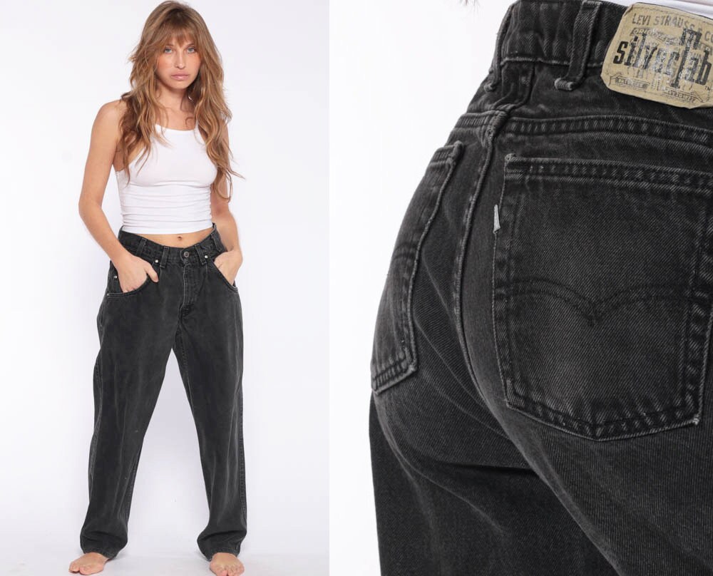 levis black boyfriend jeans
