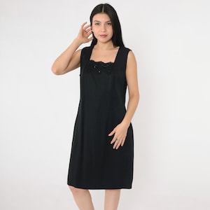 Vintage Black Sequin Mini Dress 90s Beaded Lace Neckline Party lbd Cocktail Sleeveless Sheath Dress 1990s Large L Petite