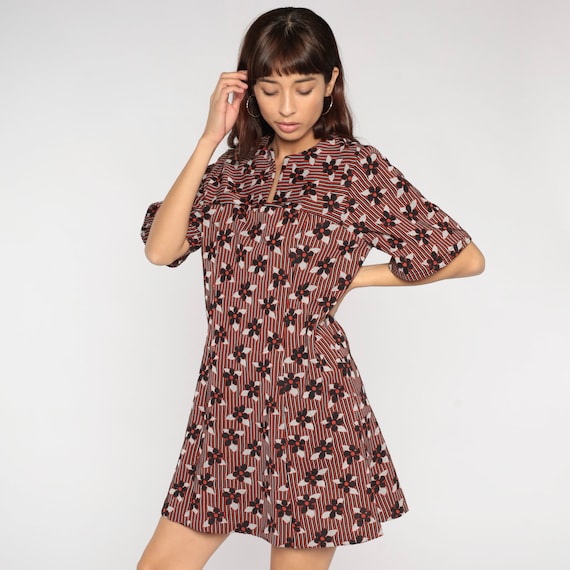 60s Shift Dress Mod Mini Dress Striped Floral Print Retro Boho Twiggy Short Sleeve Hippie Minidress Black Red Vintage 1960s Medium M