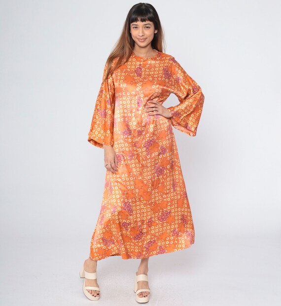 70s Maxi Bell Sleeve Dress Orange Psychedelic Lea… - image 3