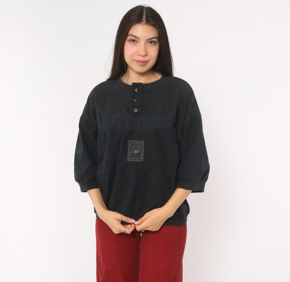 90s Black Henley Three Quarter Sleeve Pullover Top Street Scenes Boxy Button Front Panel Sweatshirt Casual Streetwear Vintage Medium M