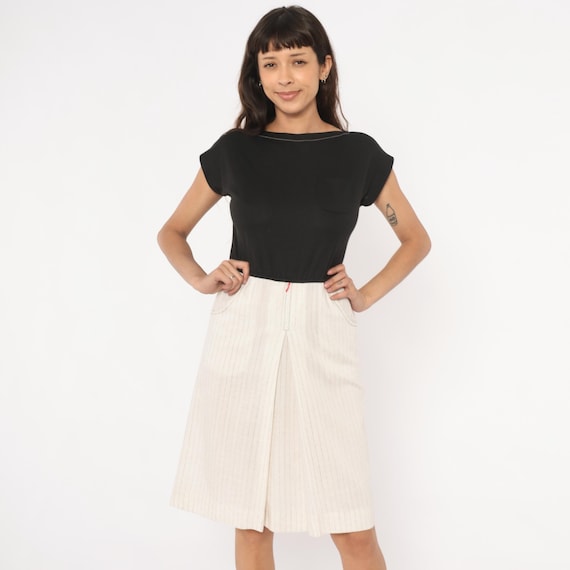 80s Pinstripe Linen Dress Skirt Cream Pleated Striped Academic Collegiate Tan Natural Preppy Vintage Black Cap Sleeve Boat Neck Tee Small S