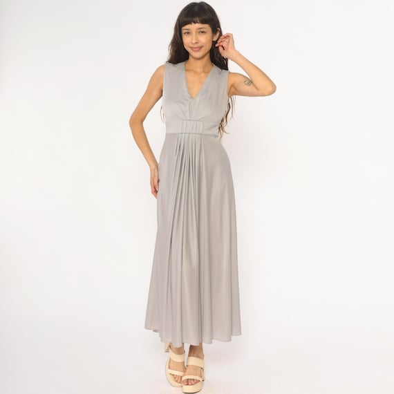 70s Silver Dress V Neck Sleeveless Belted Waist Evening Formal Gown Disco Party Prom Long Floor Length Empire Wedding Guest Vintage Small S