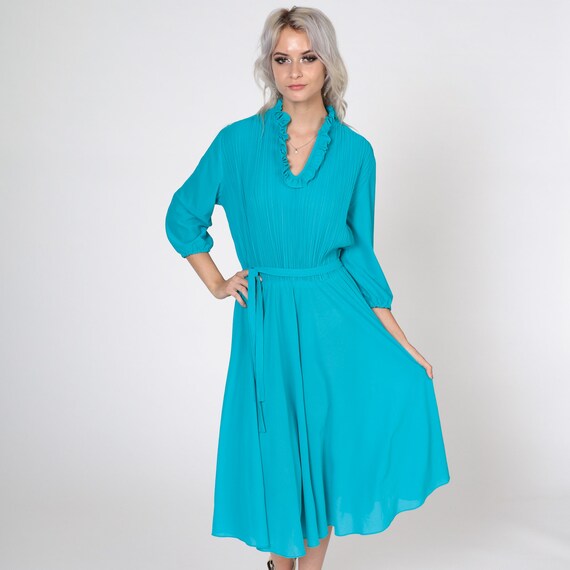 Turquoise Ruffle Dress 70s Boho Grecian Dress Midi Ruffle Neck Blue Knife Pleated High Waist 1970s Party 3/4 Sleeve V Neck Bohemian Medium
