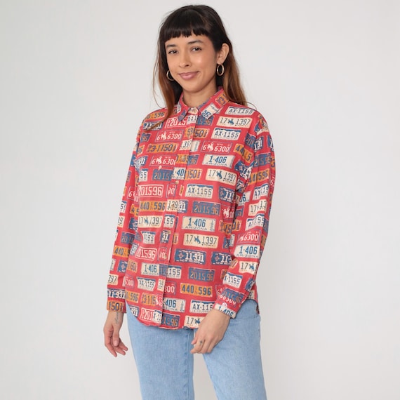 License Plate Shirt 90s Novelty Print Red Button Down Long Sleeve Vintage Western States Wyoming Arizona Colorado New Mexico Road Trip Small