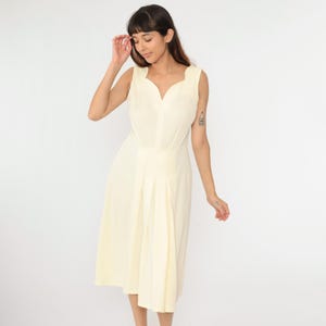 Vintage Cream Scalloped Dress Pleated Midi Sleeveless Dress Secretary Dress 1970s High Waisted Knee Length Plain Small S