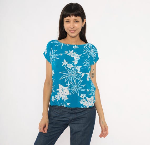 80s Tropical Floral Blouse Cobalt Blue White Hawaiian Cap Sleeve Rayon Vacation Island Summer Beach Top Boxy Fit Teal Women Shirt Medium M