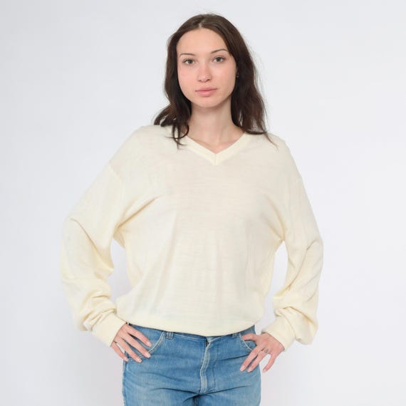 Vintage Izod Lacoste Sweater 80s Cream Wool Blend V Neck Knit Pullover Slouchy Plain Basic Simple Knitwear Jumper 1980s Oversized Medium