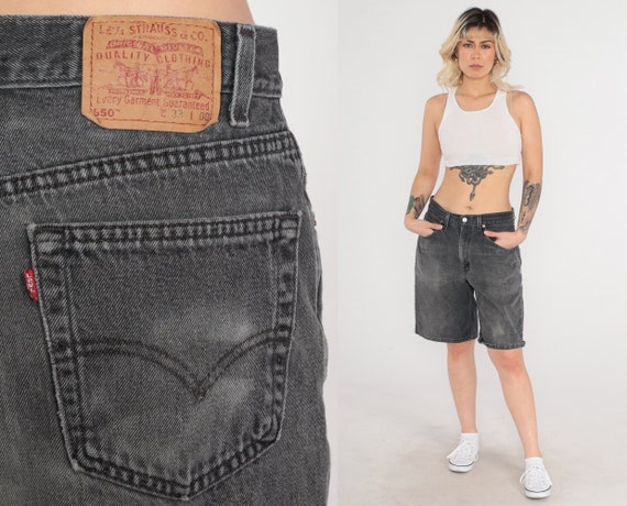 Levi knee 2024 length shorts