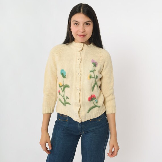 Vintage Wool Floral Cardigan 60s Embroidered Grandma Sweater Pastel Cream Boho 1960s Hippie Retro Knit 3/4 Sleeve Extra Small xs
