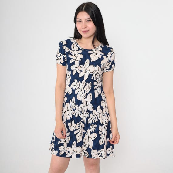 Vintage Tropical Floral Mini Dress 90s Summer Dark Blue Off-White Retro 1990s Shift Short Sleeve MiniDress Medium 8