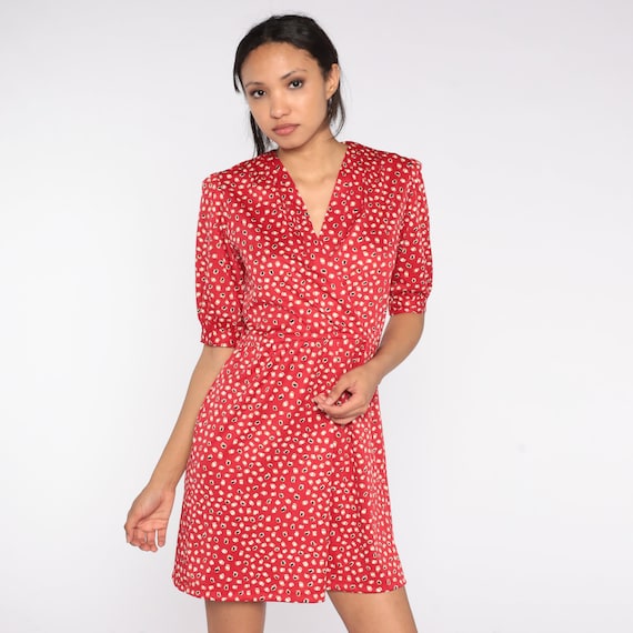 70s Red Mini Dress Abstract Dot Print Dress Retro High Waisted Day Dress Short Sleeve V Neck Faux Wrap Minidress Boho Vintage 1970s Medium M