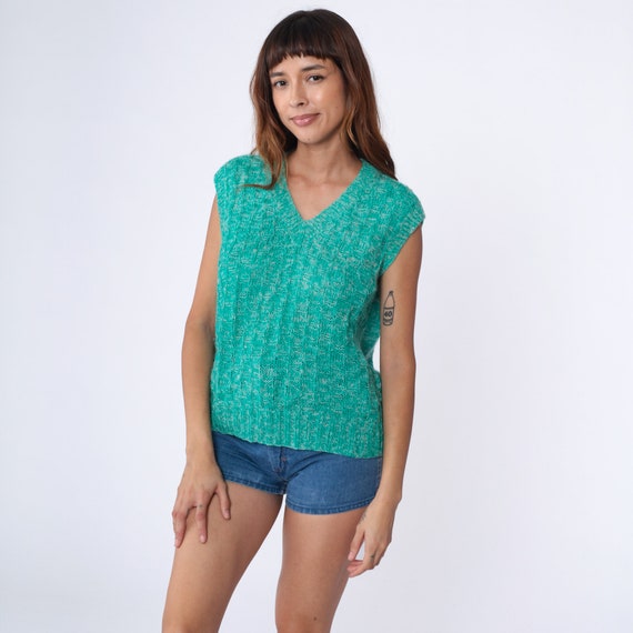 Green Sweater Vest 70s Knit Tank Top Sleeveless Pullover V Neck Textured Retro Preppy Knitwear Plain Vintage 1970s Large