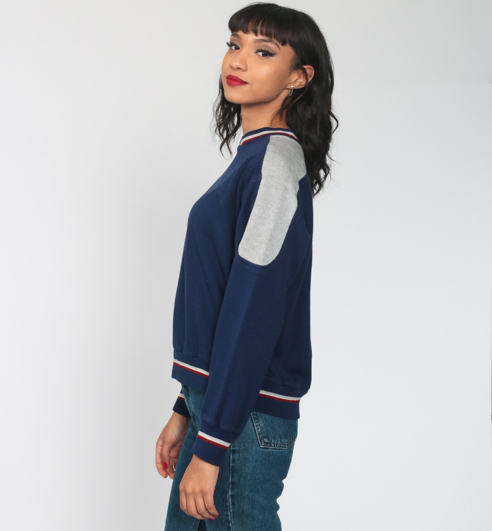 blue v neck sweatshirt
