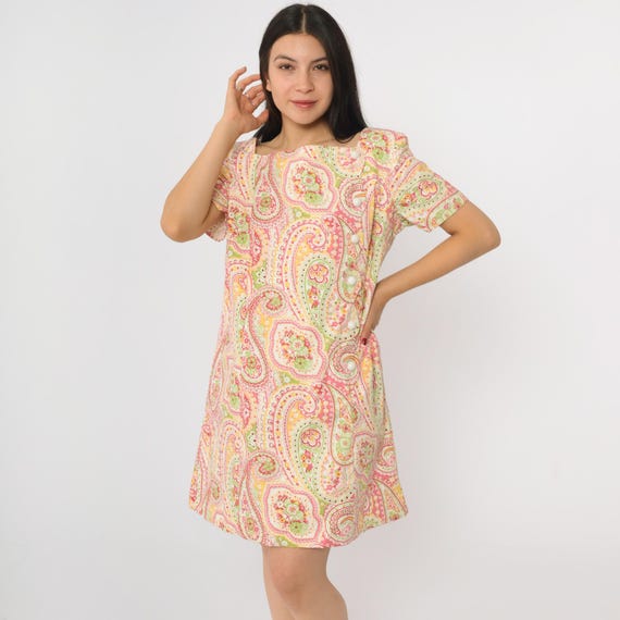 Vintage Paisley Mini Dress 90s Does 60s Psychedelic Bohemian Dress Asymmetrical Button Up Short Sleeve 1990s Hippie Shift Medium Large