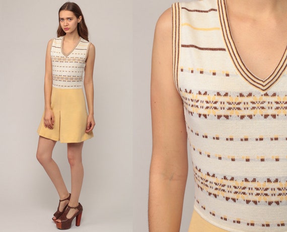 Mod Mini Dress 60s Mod Dress Nordic Print Fair Isle Dress Boho Hippie Minidress V Neck Vintage 1970s Sleeveless Twiggy Go Go Extra Small xs