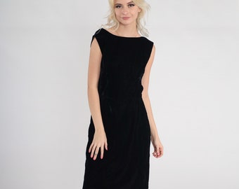 sachin and babi light blue dress Navy Bare Shoulder Velvet Midi Dress – shopaleena main image 1