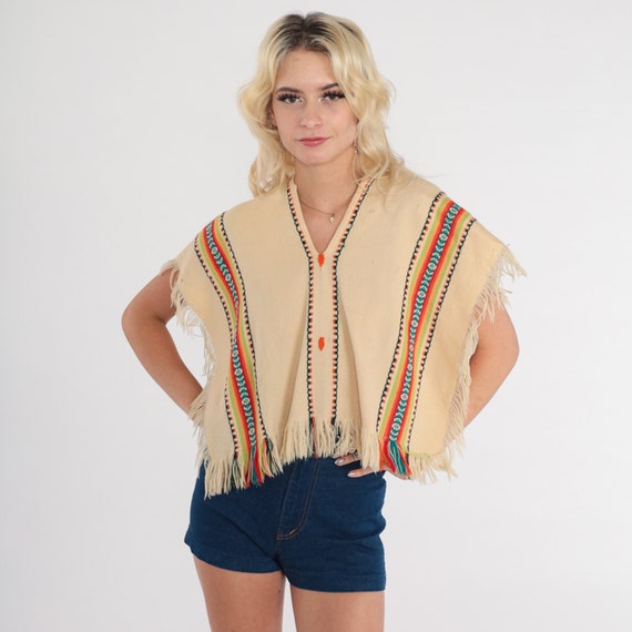 70s Poncho Cream Wool Fringe Shawl Southwestern Print Cape Hippie 1970s Woodstock Hippy Retro Bohemian Festival Vintage 1970s Small