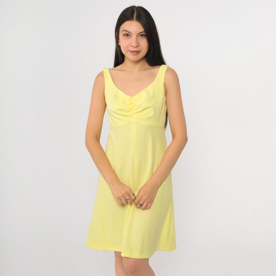 Vintage Yellow Babydoll Dress 1970s Mod Mini Dress 70s Scoop Neck Ruched Bust Dress Party Empire Waist Sleeveless Plain Small S