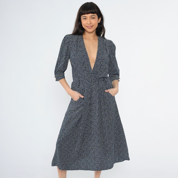 Vintage 80s Blue Polka Dot Dress Deep V Neck Pleated High Waist 3/4 Puff Sleeve Midi 1980s Navy White Secretary Casual Small S
