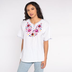 White Embroidered Blouse Floral Mexican Peasant Top Boho Hippie Bohemian Vintage Lace Up Tent Shirt Short Sleeves Festival Medium Large image 2