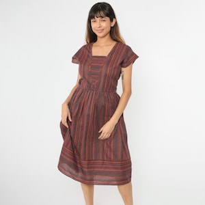 80s Striped Midi Dress Keyhole Back Day Dress Cap Sleeve Square Neck High Waisted Red Brown Orange Retro Knee Length Vintage 1980s Medium M