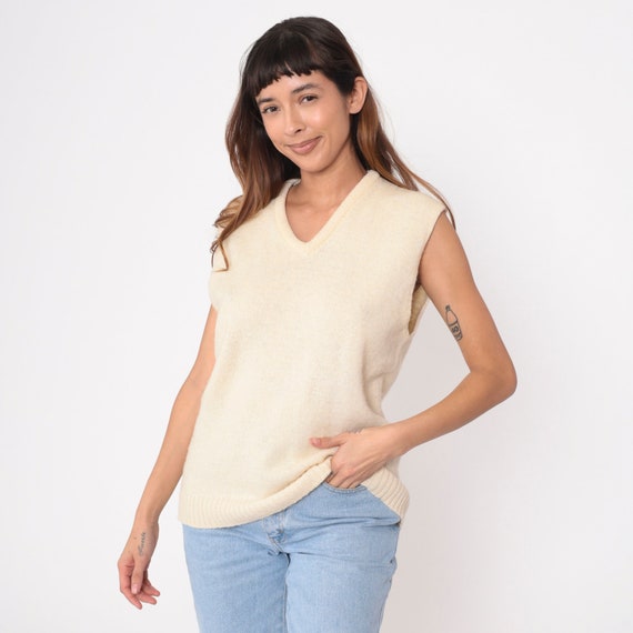 Cream Sweater Vest Top 80s Wool Knit V Neck Tank Top Sleeveless Nerd 1980s Preppy Shirt Sleeveless Plain Vintage Medium