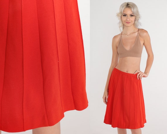 Red Pleated Skirt 70s Mini Skirt Wool Blend Retro High Waisted Knee Length Tennis School Uniform Academia Simple Plain Vintage 1970s Small S